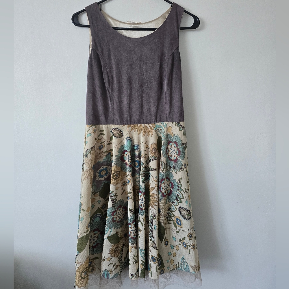 Mystree Anthropologie Floral Sleeveless Dress - Dusty Lilac and Cream